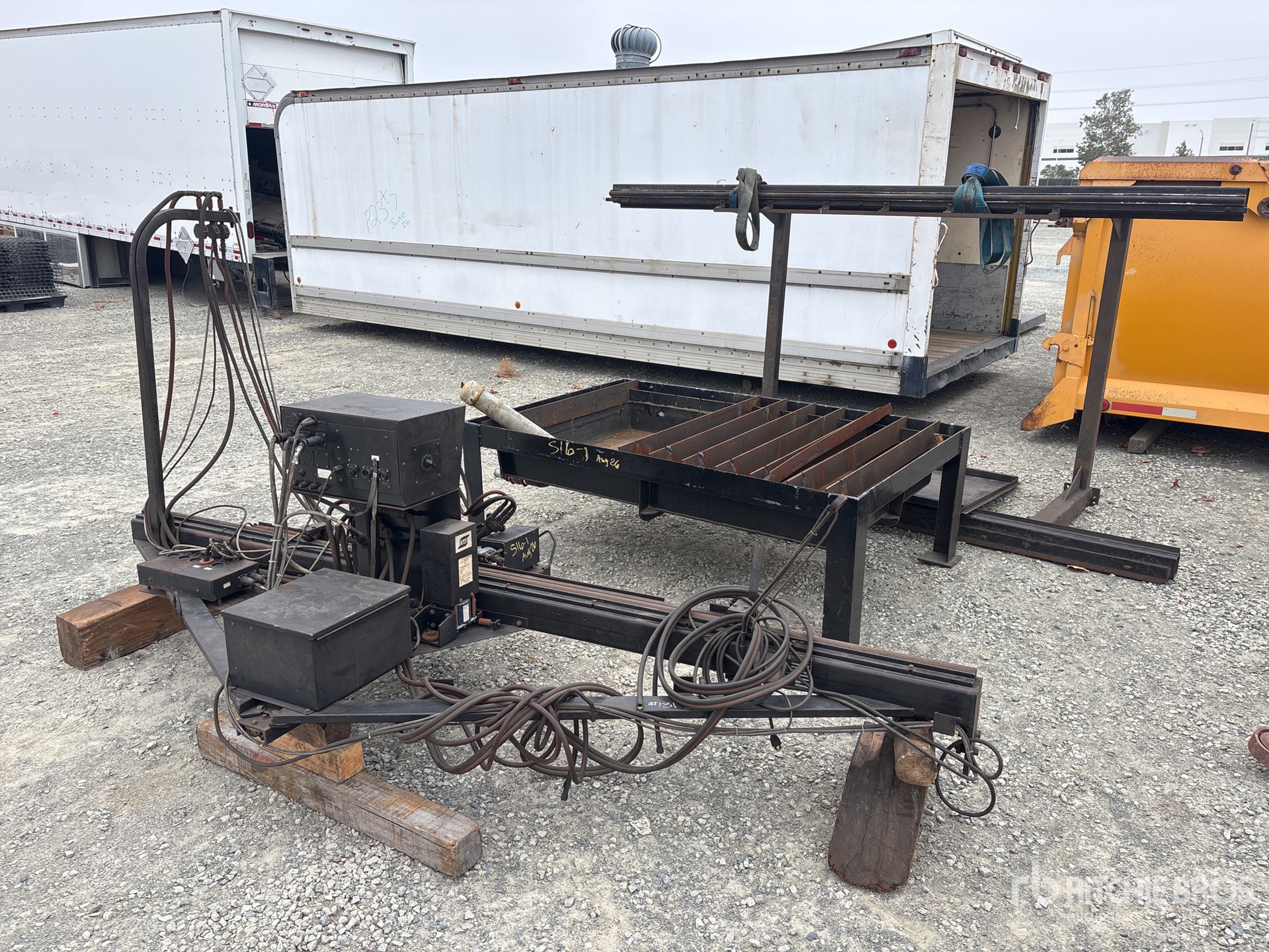 1992 ESAB CXS-44 Plasma Cutter