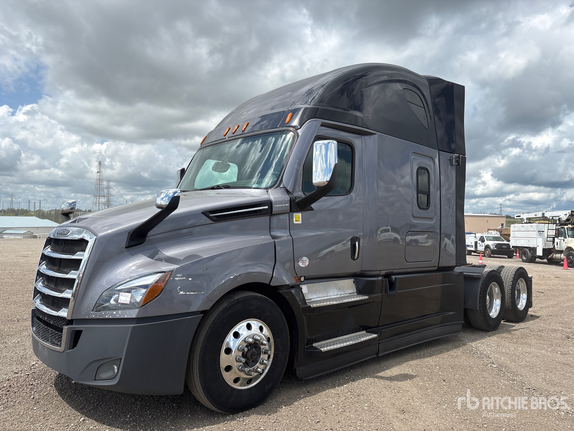 2022 Freightliner Cascadia 126 6x4 T/A Sleeper Truck Tractor