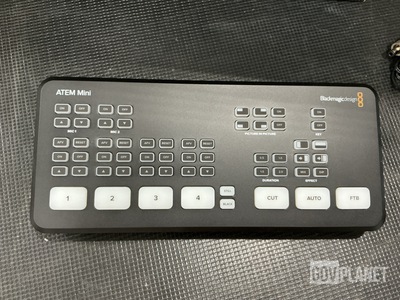 (56) Blackmagic Design ATEM Mini Live Production Streaming Switchers