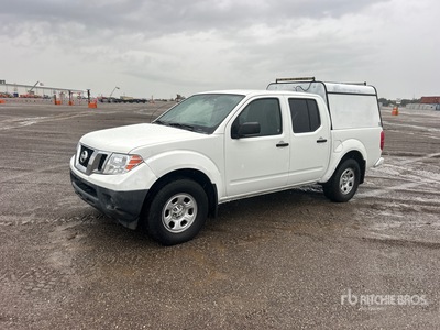 2017 Nissan Frontier XE 4x4 Crew Cab Pickup