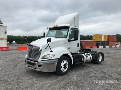 2019 International RH613 4x2 Cabeza Tractora Cabina Corta