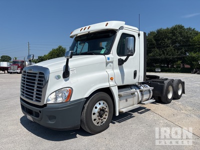 2018 Freightliner Cascadia 125 6x4 T/A Day Cab Truck Tractor