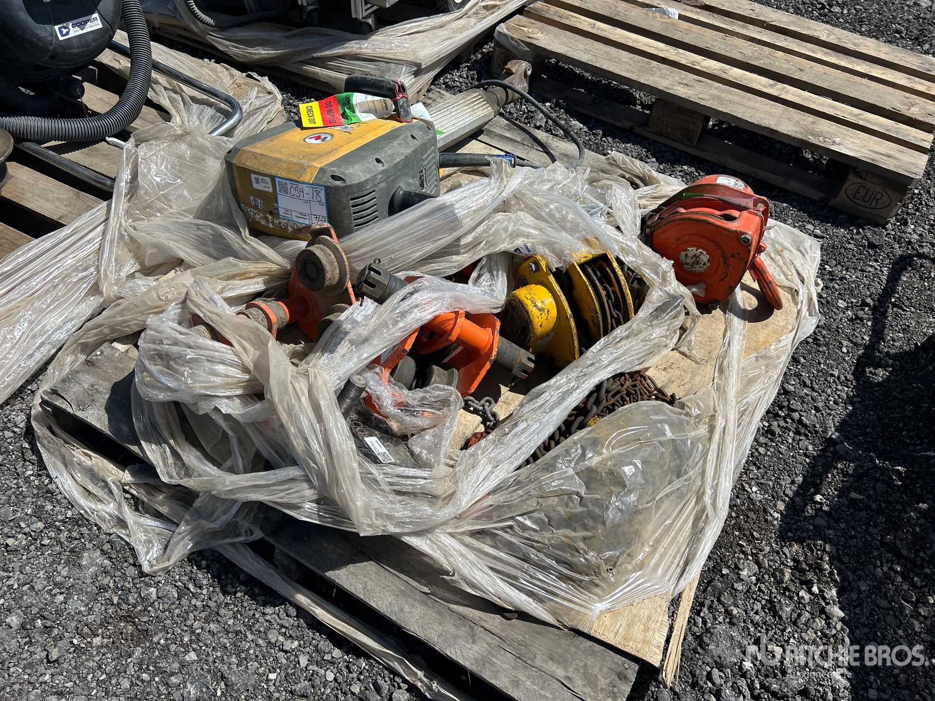 Quantity of (6) Chain Hoists, Beam Trolley and Breaker