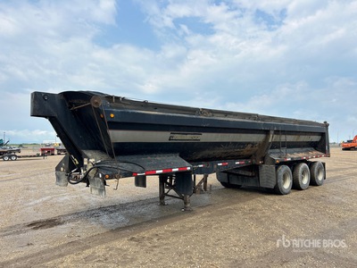 1998 Midland 36 ft Tri/A Quarter Frame Remolque banera