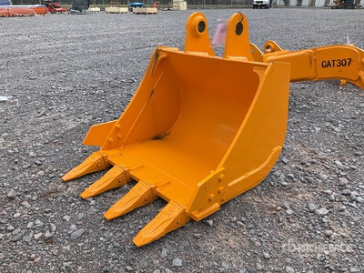 2026 GIYI GY-BK 24 in Cucharon (Sin Usar) / Excavator Bucket (Unused)