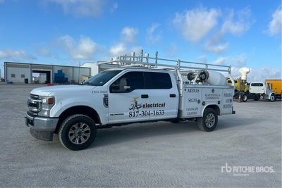 2022 Ford F-250 4x4 Crew Cab Autocarro di servizio
