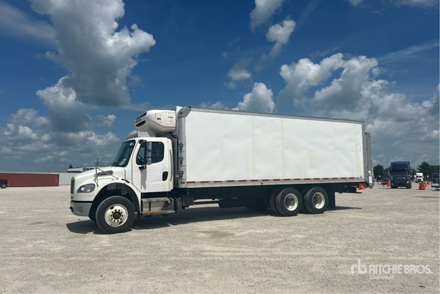 2022 Freightliner M2 106 6x4 Refrigerated Truck