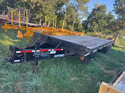 2002 Diamond 25 ft T/A Flatbed Trailer