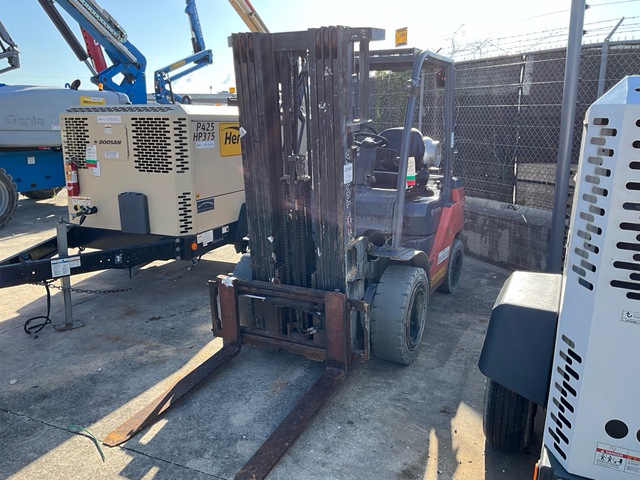 2022 Toyota 50-8FGU30 4900 lb Pneumatic Tire Forklift