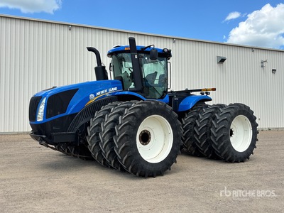 2013 New Holland T9.450 Articulated 4WD Tractor