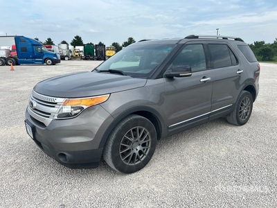 2013 Ford Explorer XLT 4WD SUV
