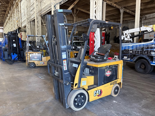 2020 Cat EC25EN 2500 lb Electric Forklift