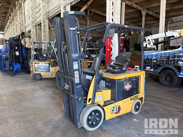 2020 Cat EC25EN 2500 lb Electric Forklift