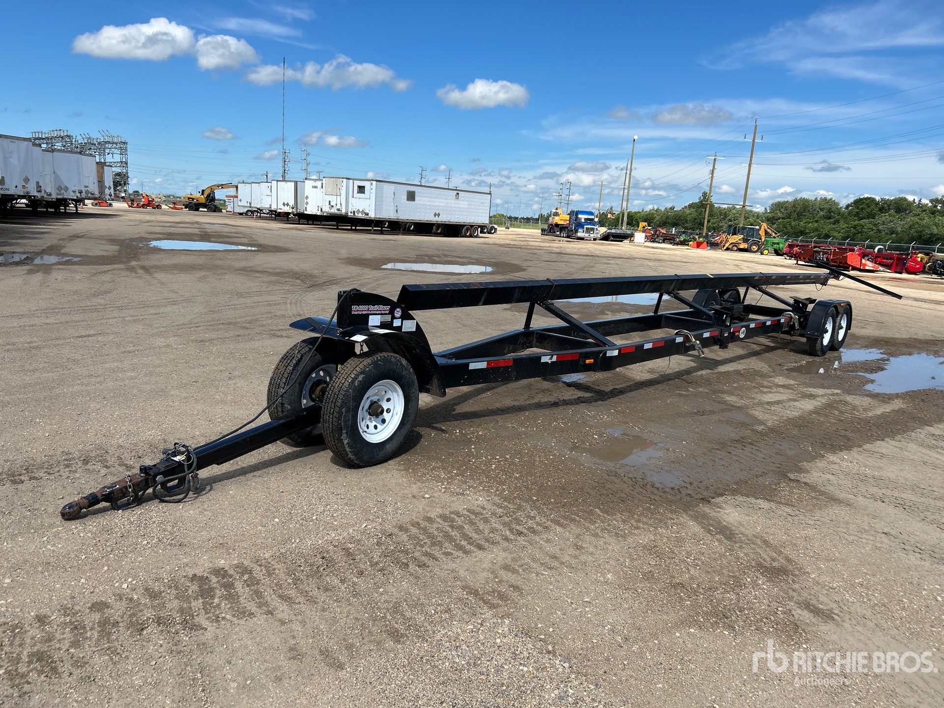 J & M Mfg 6000H Header Transport Trailer