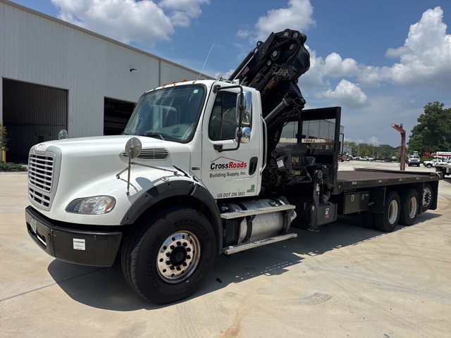 2011 Hiab 322E-4 HIPRO 20060 lb Knuckle Boom on 2012 Freightliner M2 112 8x4 Boom Truck