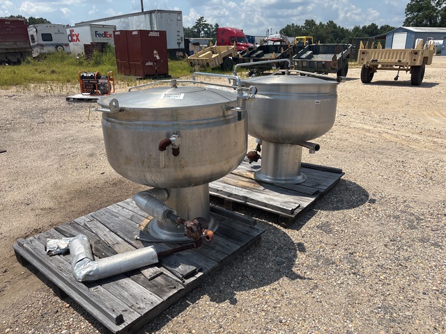 (2) Crown Food Service KDPS-60F Steam Kettle
