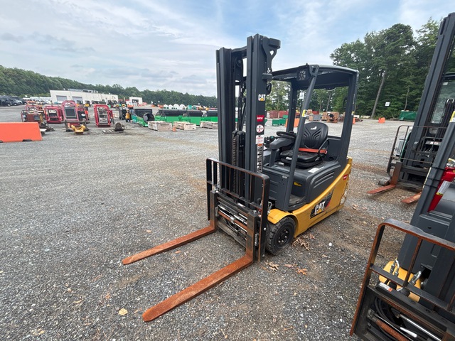 2020 Cat MH 2ET3000 2860 lb Electric Forklift