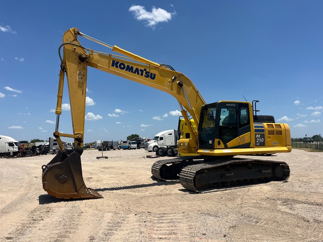 2022 Komatsu PC210LC-11 Tracked Excavator