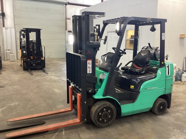 2018 Mitsubishi FGC25N 4750 lb Cushion Tire Forklift