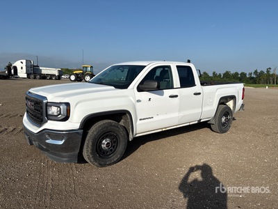 2017 GMC Sierra 1500 4x2 Extended Cab Pickup