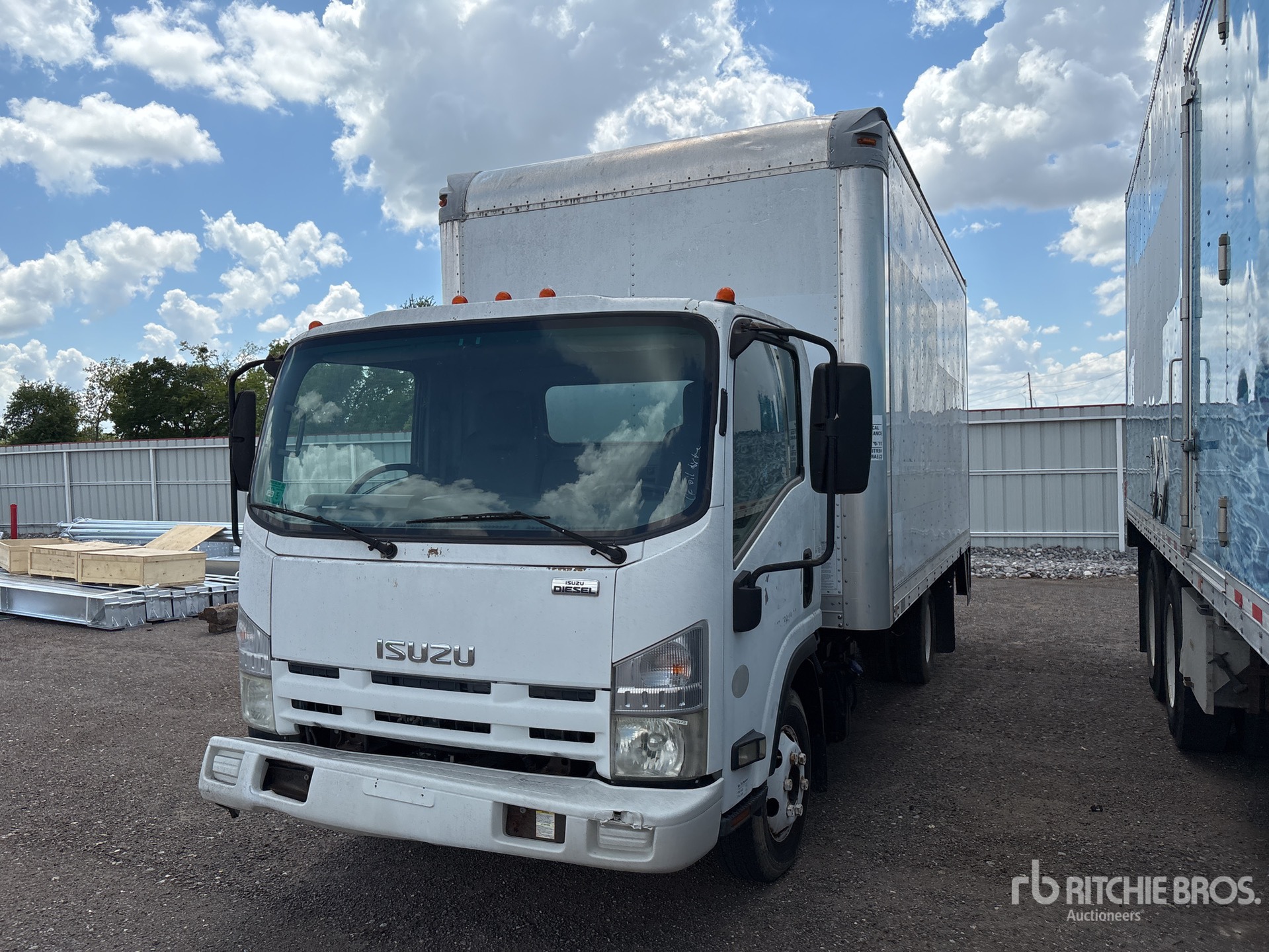 2011 Isuzu NPR 4x2 Van Truck (Inoperable)