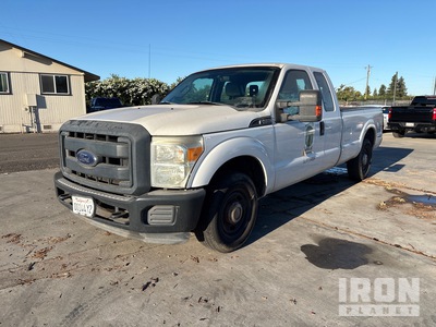 2015 Ford F-250 XL 4x2 Extended Cab Pick-up