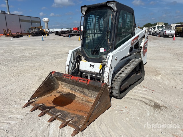 2024 Bobcat T450 Two-Speed Compact Track Loader