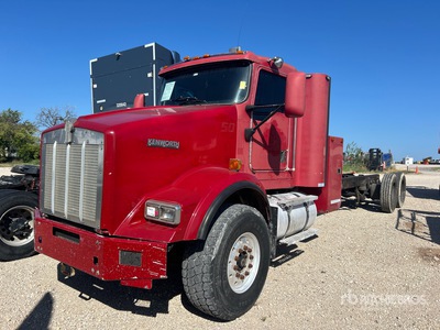1998 Kenworth T800 6x4 Autocarro cabina e telaio (Inoperable)