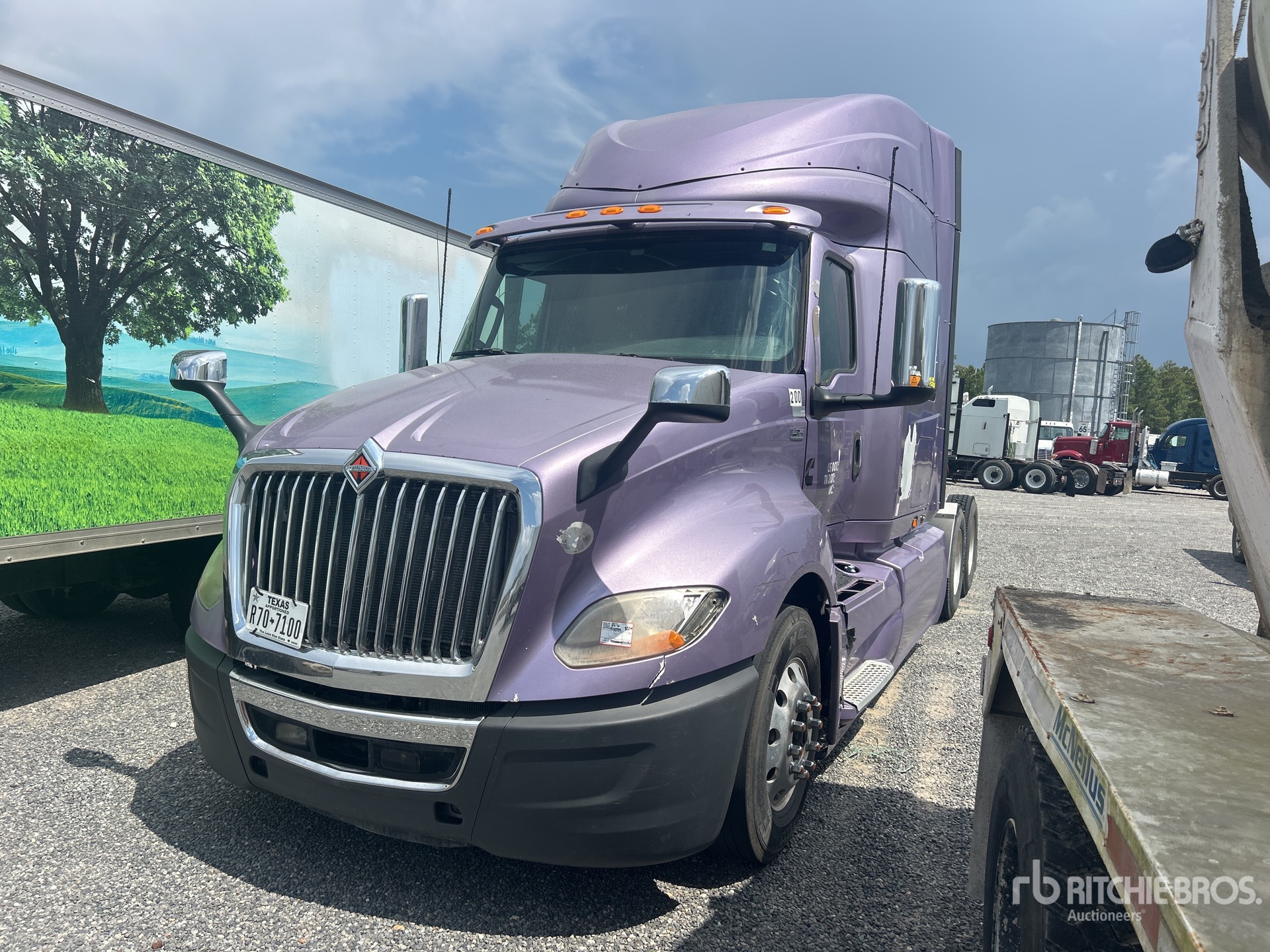 2018 International LT625 6x4 T/A Sleeper Truck Tractor (Inoperable)