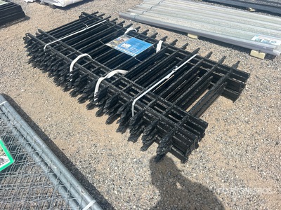 Quantity of (10) 7.9 ft x 3.3 ft Black Galvanized Steel سياج (Unused)