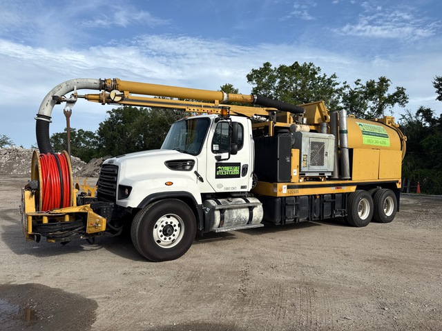 2012 Vac-Con V312LHA on 2012 Freightliner 114SD 6x4 Vacuum Excavator Truck