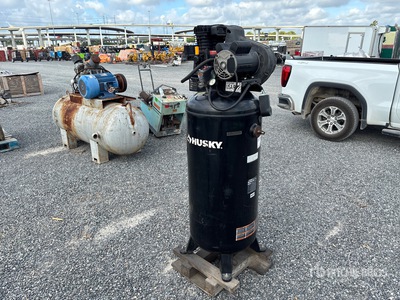 Husky C602RH 13.4 cfm Skid-Mounted Electric 60 gal Compresseur à air