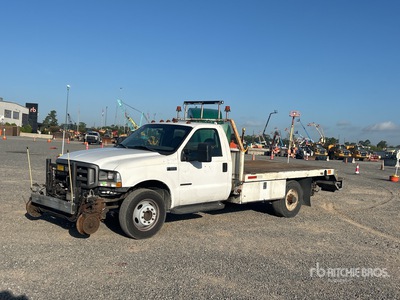 2002 Ford F-550 XL 4x2 Camión Caja Abierta