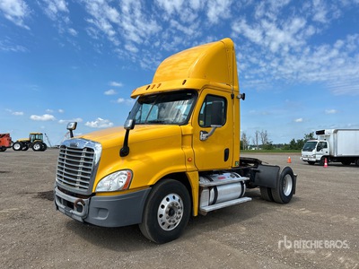 2013 Freightliner Cascadia 113 4x2 Tracteur routier
