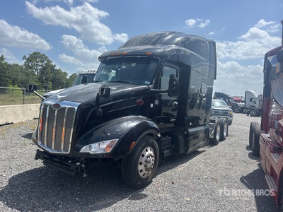 2022 Peterbilt 579 6x4 Ciągnik siodłowy T/A z kabiną sypialną (Inoperable)