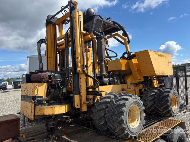 2006 Dandy Digger DD20-20 4x4 Ride-On Post Hole Auger Machine