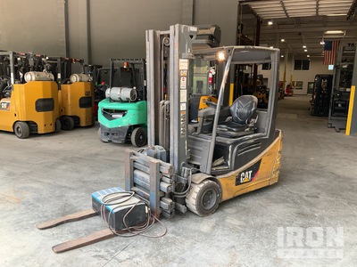 2019 Cat MH 2ET4000 Electric Forklift