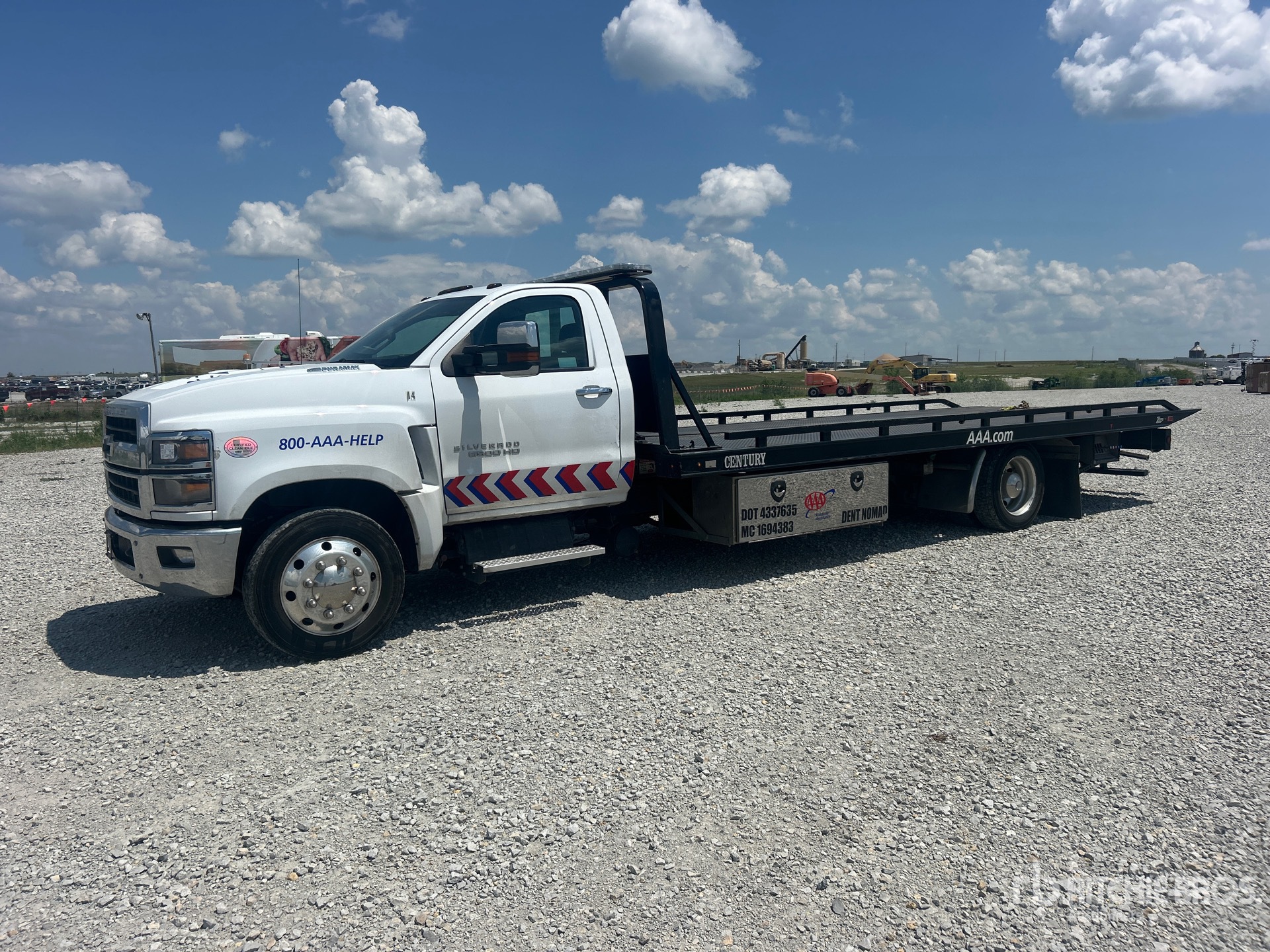 2023 Chevrolet Silverado 6500HD 4x2 Rollback Truck