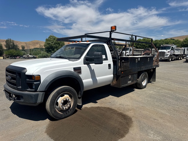 2008 Ford F-450 XL 4x2 Flatbed Truck
