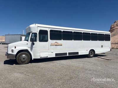 2003 Freightliner FB65 4x2 Transit Bus