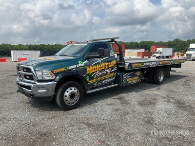 2018 Ram 5500 4x2 Ciężarówka z systemem Rollback