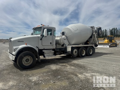 2004 Kenworth W900B 10x4 Beton-Fahrmischer