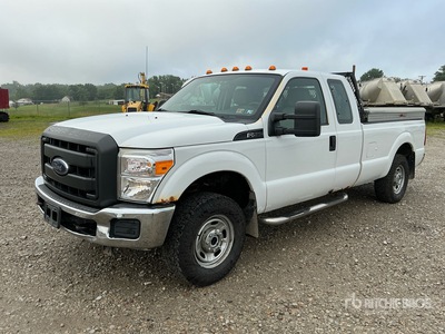 2014 Ford F-250 XL 4x4 Extended Cab Pickup