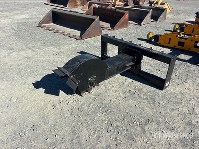 Skid Steer آلة طحن الجذور