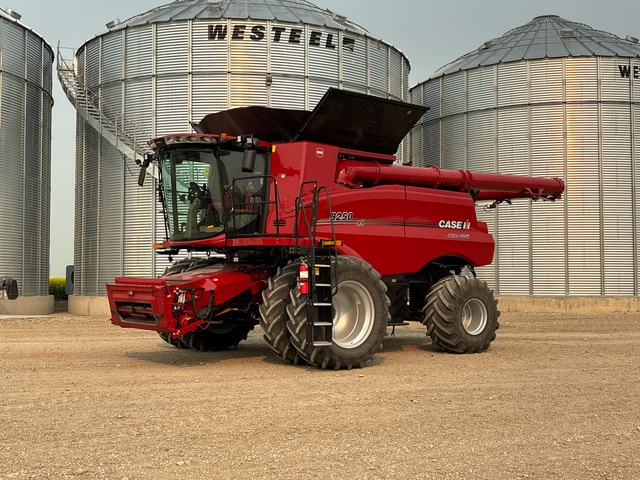 2024 Case IH 8250 Combine Harvester 2024 Case IH 8250 Combine Harvester