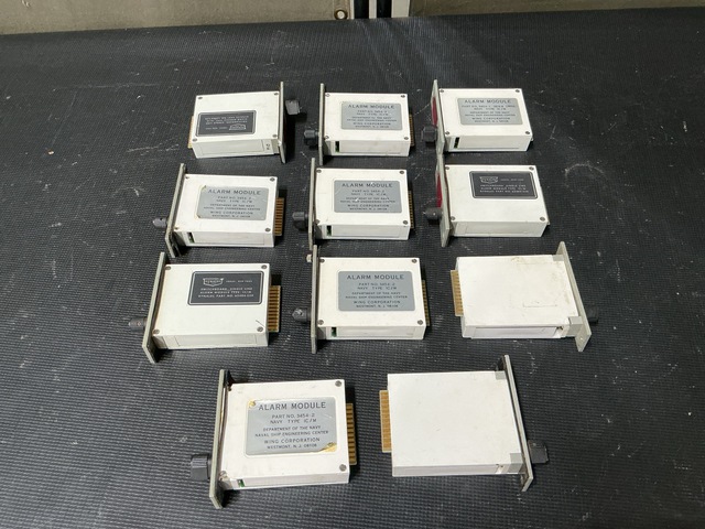 (11) Dynalec 62404-250 Alarm Modules