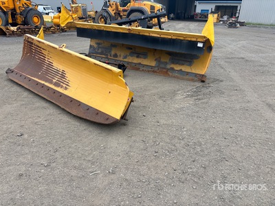 Cote OH4000 12 ft Hydraulic Reversing Sneeuwploeg - Fits Truck