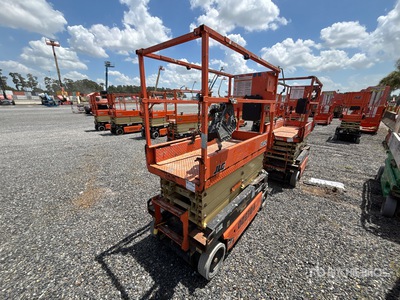 2017 JLG 1932R Electric منصة رفع متحركة