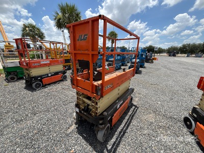 2017 JLG 1932R Electric Scissor Lift