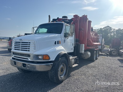 2007 Sterling L9500 6x4 Vacuum Excavator Truck